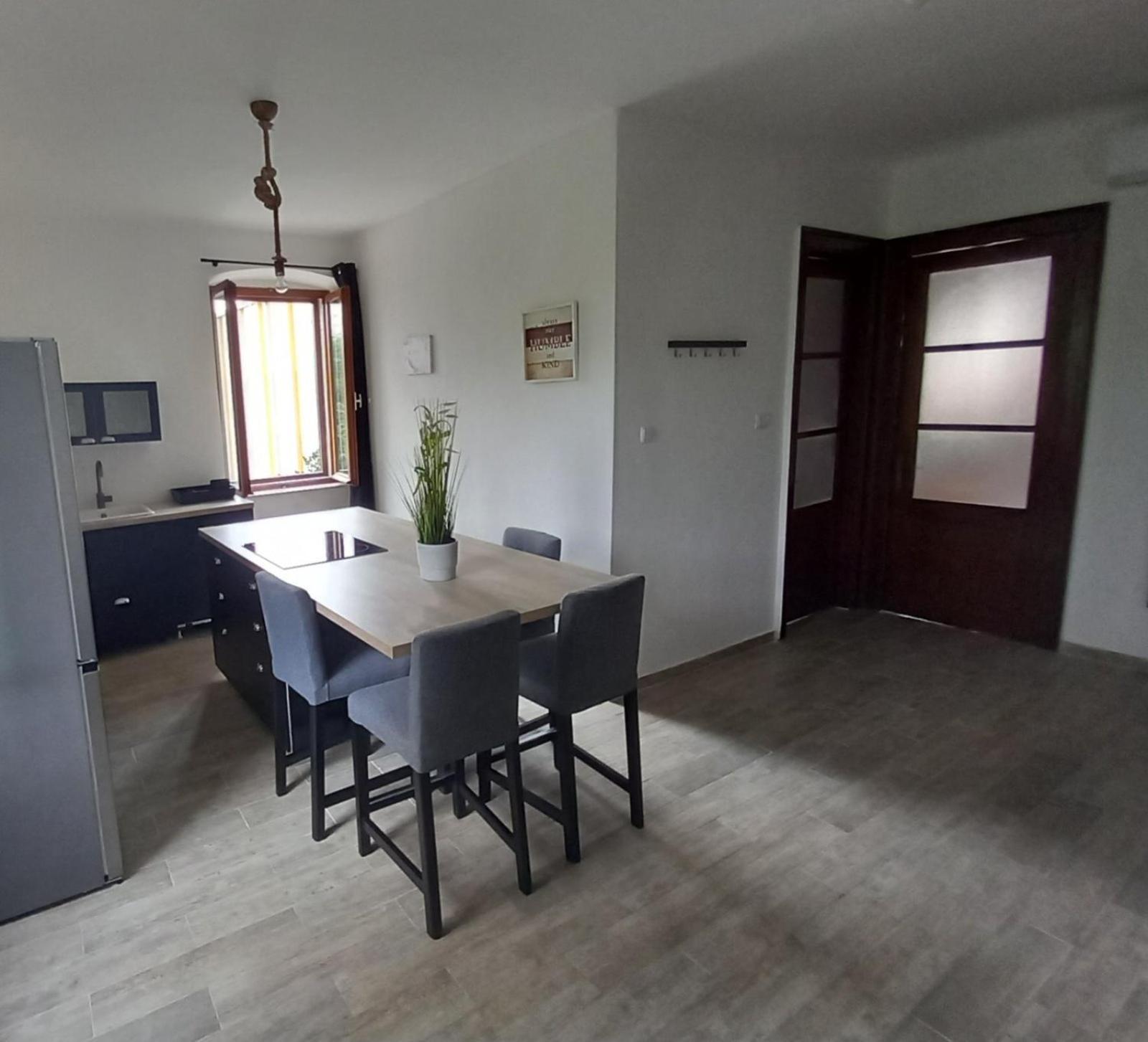 Apartmani Kozala Rijeka Bagian luar foto