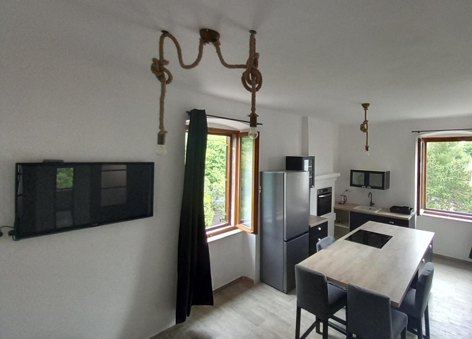 Apartmani Kozala Rijeka Bagian luar foto